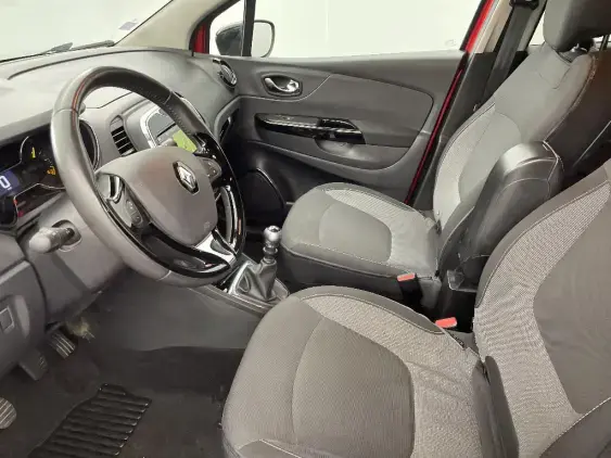 RENAULT CAPTUR - voiture d'occasion - Photo 18