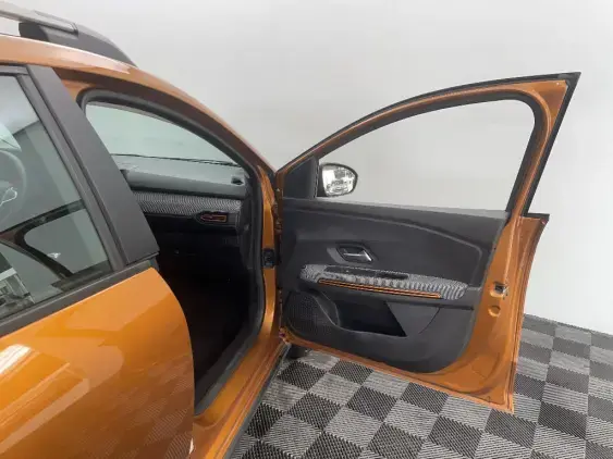 DACIA SANDERO III - voiture d'occasion - Photo 18
