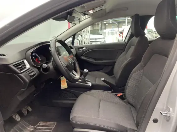 RENAULT CLIO V - voiture d'occasion - Photo 18