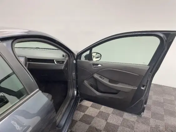 RENAULT CLIO V - voiture d'occasion - Photo 20