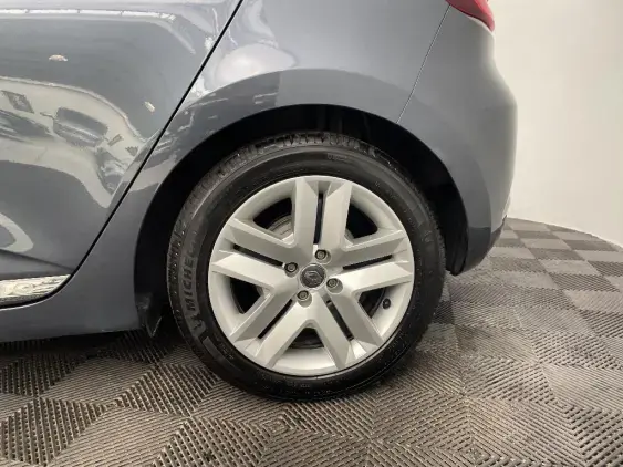 RENAULT CLIO V - voiture d'occasion - Photo 24