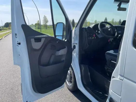 RENAULT MASTER TRANSPORTS SPECIFIQUES II - voiture d'occasion - Photo 19