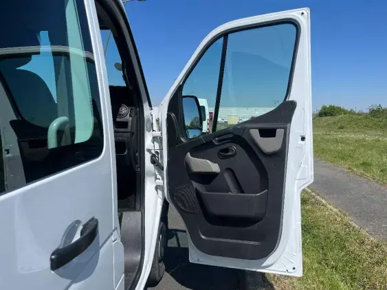 RENAULT MASTER III - voiture d'occasion - Photo 20