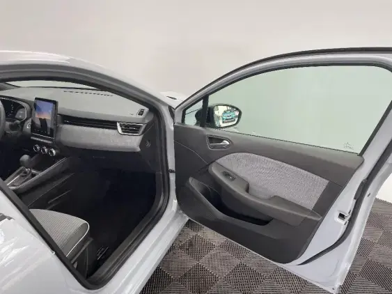 RENAULT CLIO V - voiture d'occasion - Photo 20