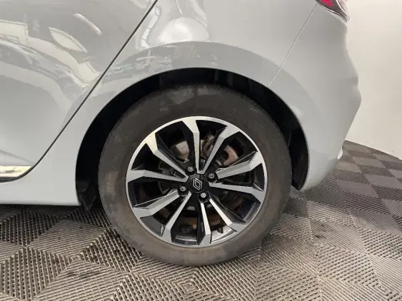 RENAULT CLIO V - voiture d'occasion - Photo 24