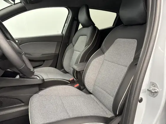 RENAULT CLIO V - voiture d'occasion - Photo 18