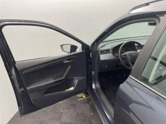 SEAT ARONA - voiture d'occasion - Photo 19