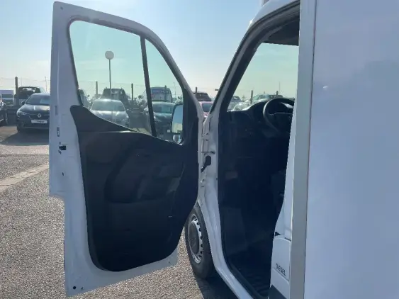 RENAULT MASTER III - voiture d'occasion - Photo 17