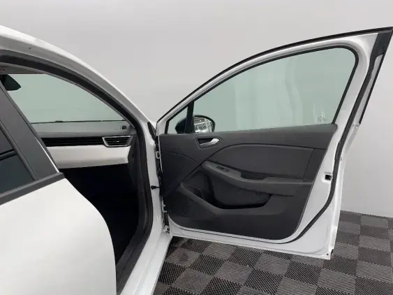 RENAULT CLIO V - voiture d'occasion - Photo 20