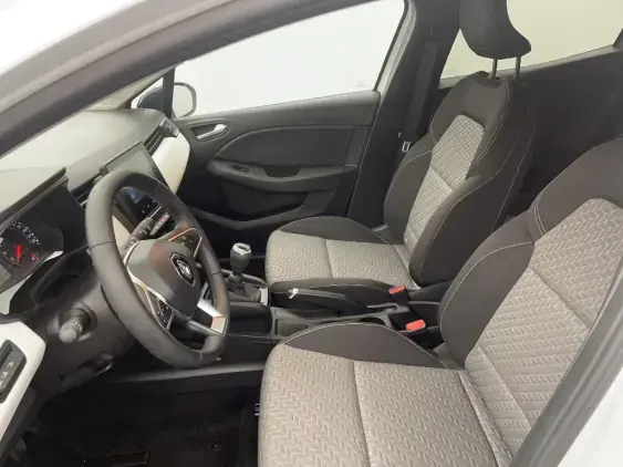 RENAULT CLIO V - voiture d'occasion - Photo 18