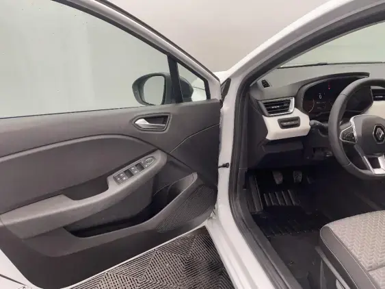 RENAULT CLIO V - voiture d'occasion - Photo 19