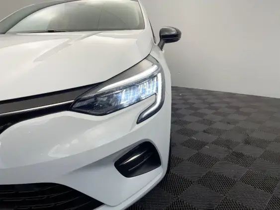 RENAULT CLIO V - voiture d'occasion - Photo 22