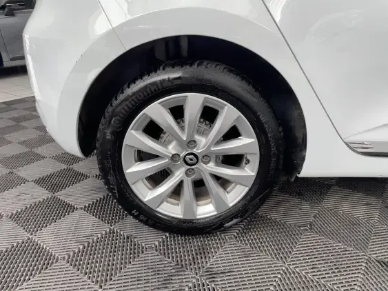 RENAULT CLIO V - voiture d'occasion - Photo 25