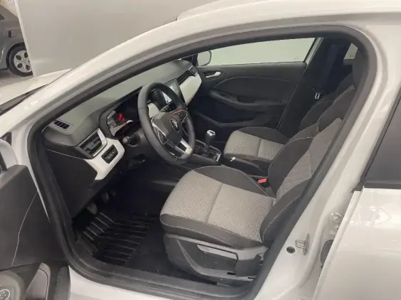 RENAULT CLIO V - voiture d'occasion - Photo 18