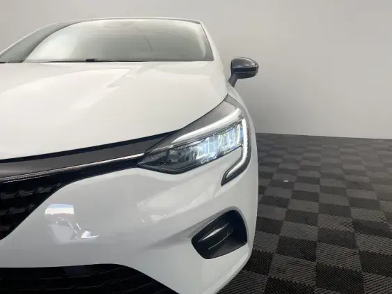 RENAULT CLIO V - voiture d'occasion - Photo 22