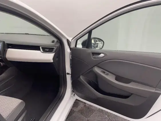 RENAULT CLIO V - voiture d'occasion - Photo 19