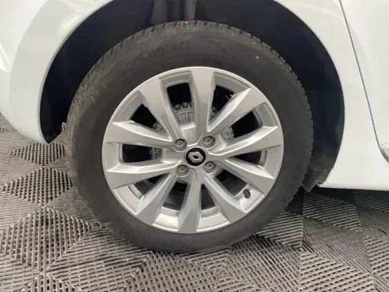 RENAULT CLIO V - voiture d'occasion - Photo 23