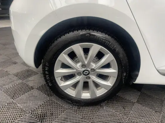 RENAULT CLIO V - voiture d'occasion - Photo 24