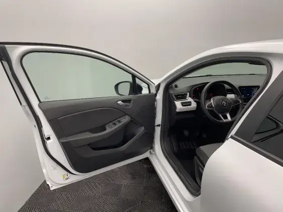 RENAULT CLIO V - voiture d'occasion - Photo 18