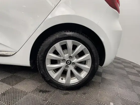 RENAULT CLIO V - voiture d'occasion - Photo 23