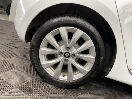 RENAULT CLIO V - voiture d'occasion - Photo 24