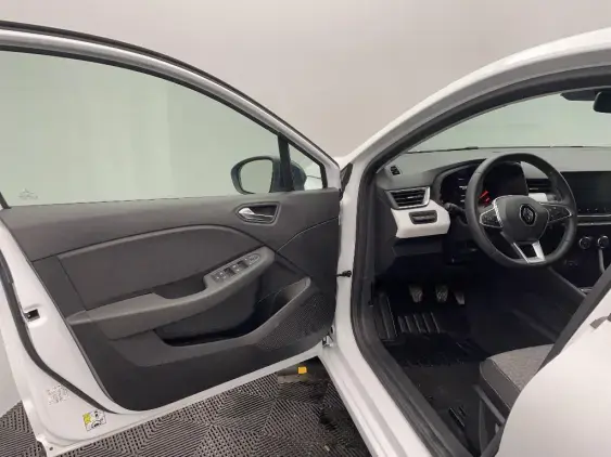 RENAULT CLIO V - voiture d'occasion - Photo 19