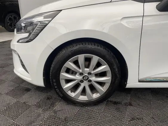 RENAULT CLIO V - voiture d'occasion - Photo 22