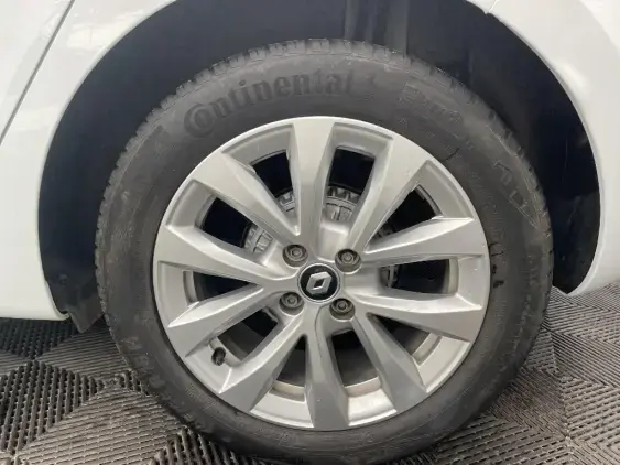 RENAULT CLIO V - voiture d'occasion - Photo 22