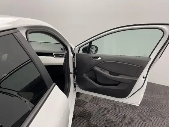 RENAULT CLIO V - voiture d'occasion - Photo 20