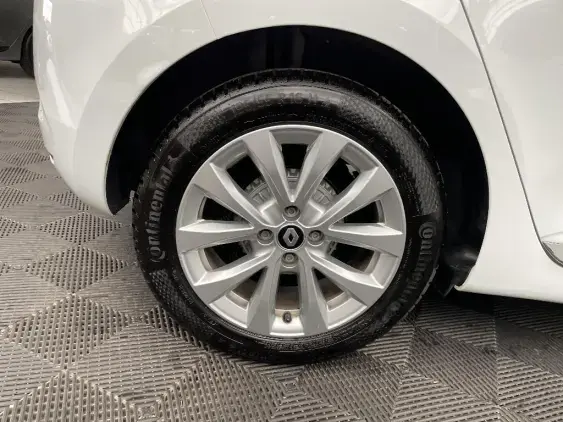 RENAULT CLIO V - voiture d'occasion - Photo 25