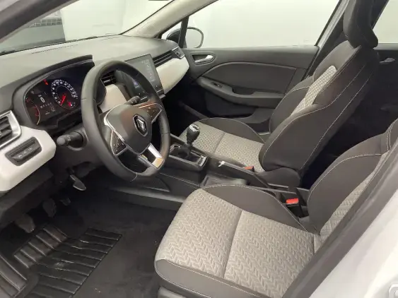 RENAULT CLIO V - voiture d'occasion - Photo 18