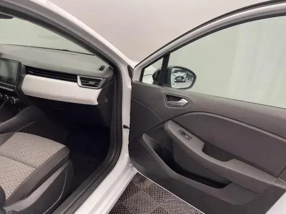 RENAULT CLIO V - voiture d'occasion - Photo 20