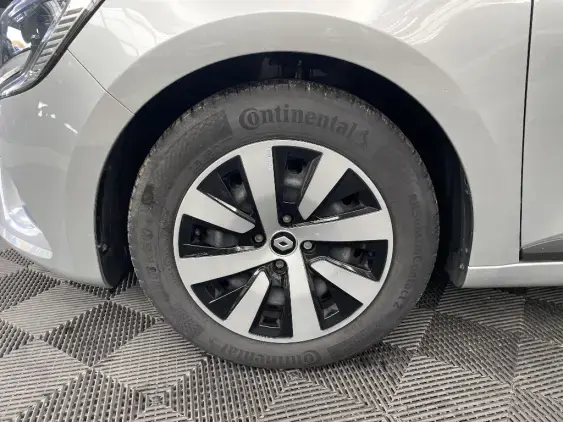 RENAULT CLIO V - voiture d'occasion - Photo 23