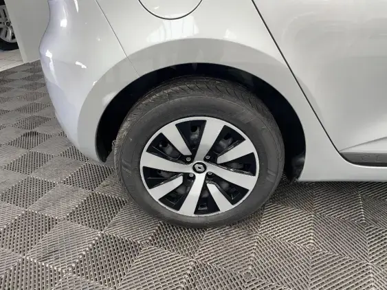 RENAULT CLIO V - voiture d'occasion - Photo 25