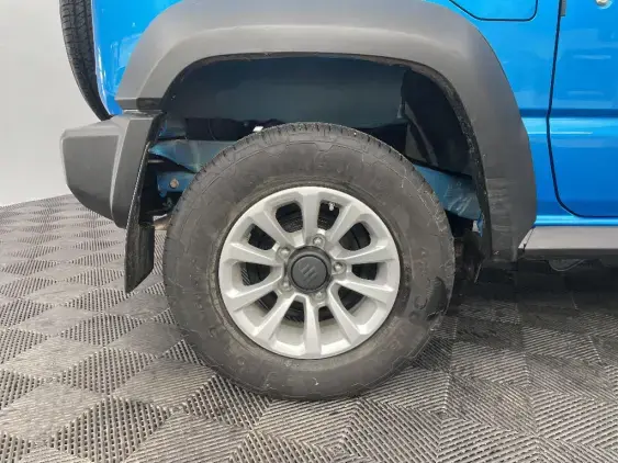 SUZUKI JIMNY IV - voiture d'occasion - Photo 20