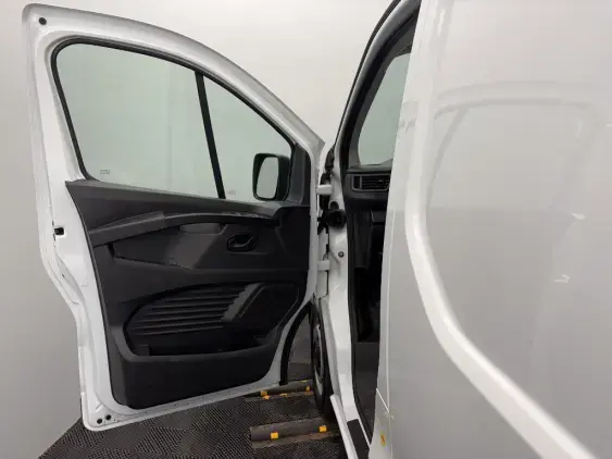 RENAULT TRAFIC FG III - voiture d'occasion - Photo 17