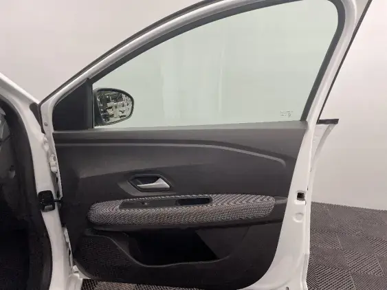 DACIA SANDERO III - voiture d'occasion - Photo 19