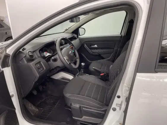 DACIA DUSTER II - voiture d'occasion - Photo 18