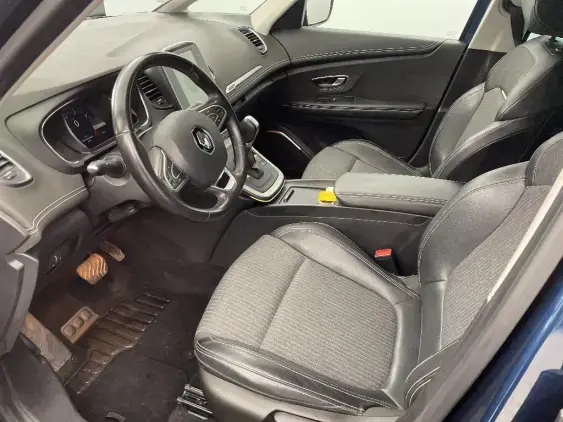 RENAULT SCENIC IV - voiture d'occasion - Photo 18