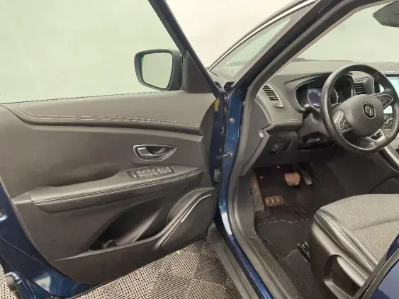 RENAULT SCENIC IV - voiture d'occasion - Photo 19