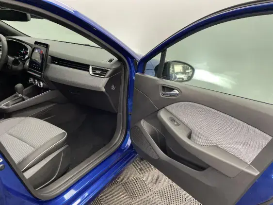 RENAULT CLIO V - voiture d'occasion - Photo 20