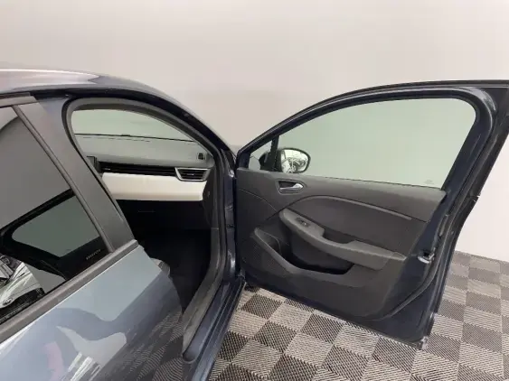 RENAULT CLIO V - voiture d'occasion - Photo 20