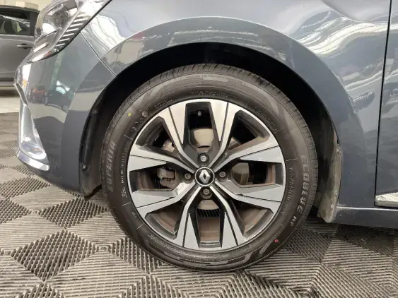 RENAULT CLIO V - voiture d'occasion - Photo 23