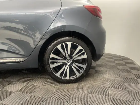 RENAULT CLIO V - voiture d'occasion - Photo 24