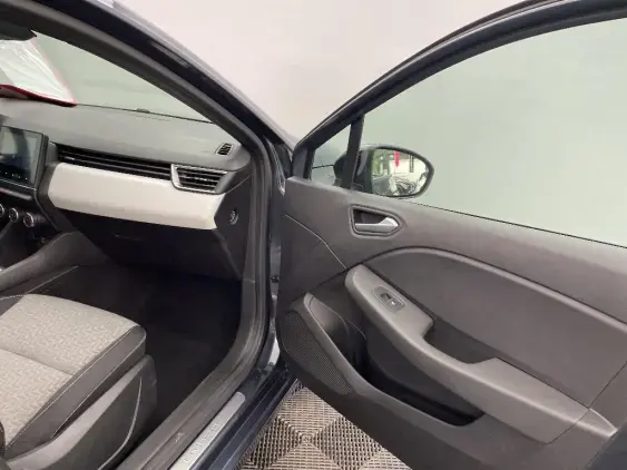 RENAULT CLIO V - voiture d'occasion - Photo 19