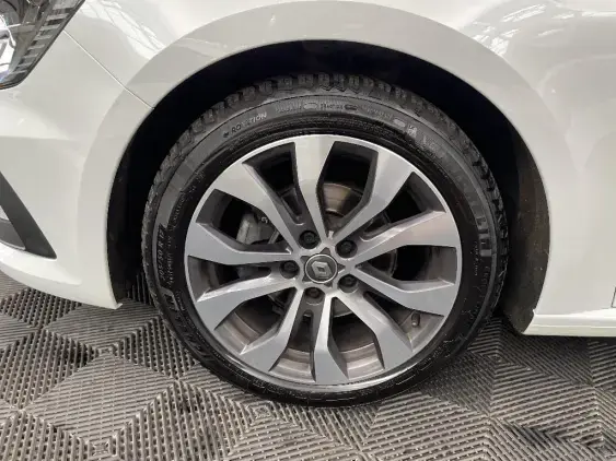 RENAULT MEGANE IV - voiture d'occasion - Photo 21