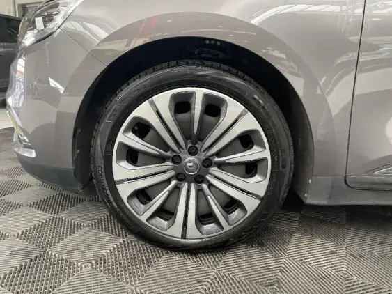 RENAULT SCENIC IV - voiture d'occasion - Photo 23