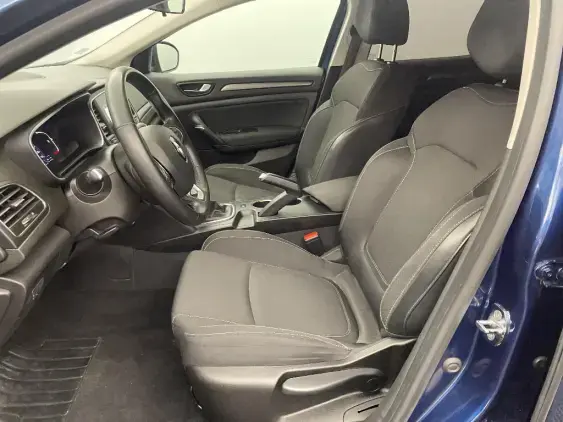 RENAULT MEGANE IV - voiture d'occasion - Photo 17