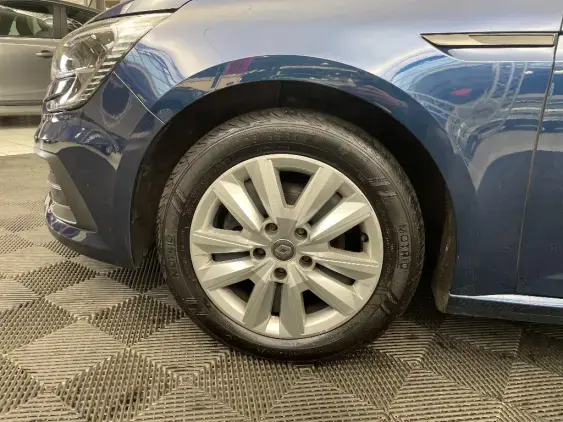 RENAULT MEGANE IV - voiture d'occasion - Photo 21