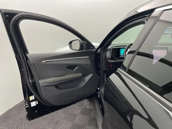 RENAULT SCENIC V ELECTRIQUE - voiture d'occasion - Photo 19